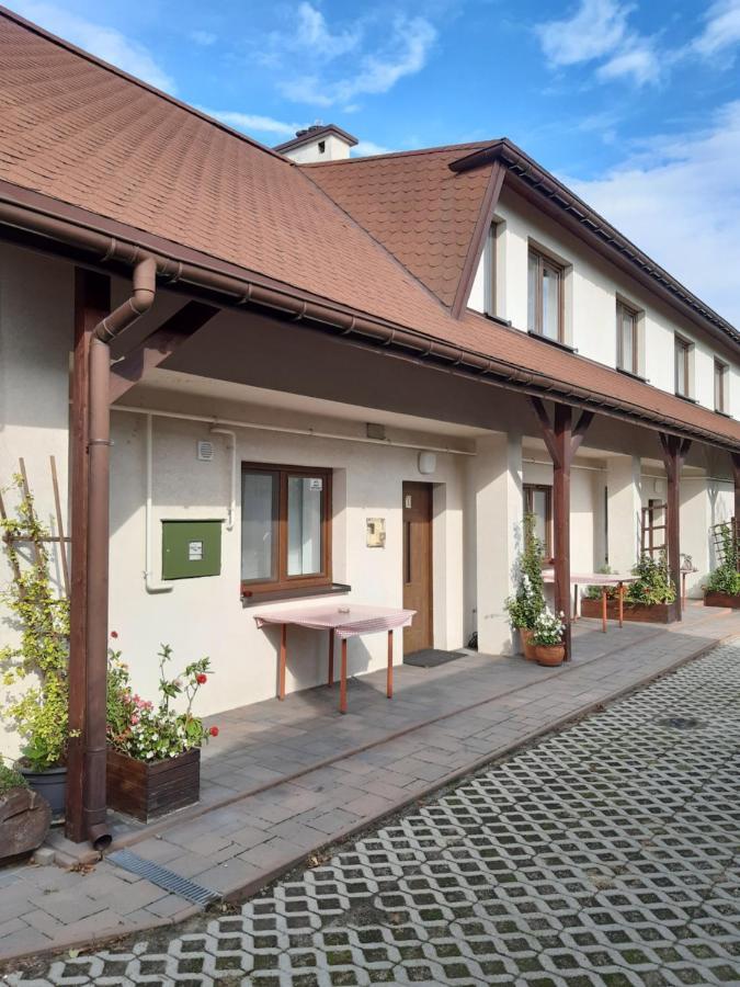 Ardo Vendeghaz Apartment Sarospatak Ngoại thất bức ảnh