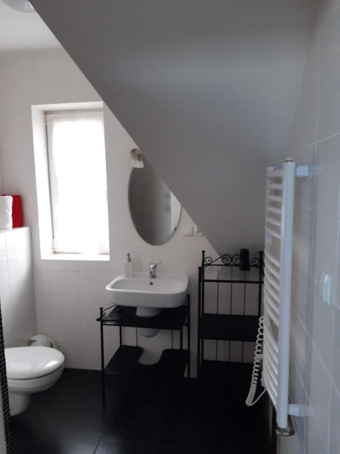 Ardo Vendeghaz Apartment Sarospatak Ngoại thất bức ảnh