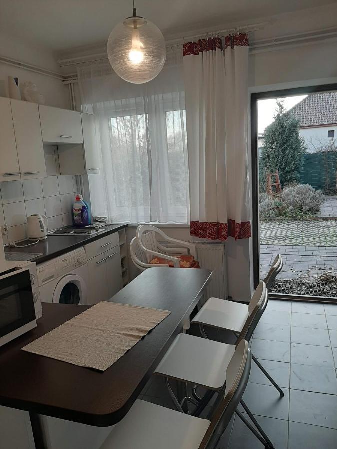 Ardo Vendeghaz Apartment Sarospatak Ngoại thất bức ảnh